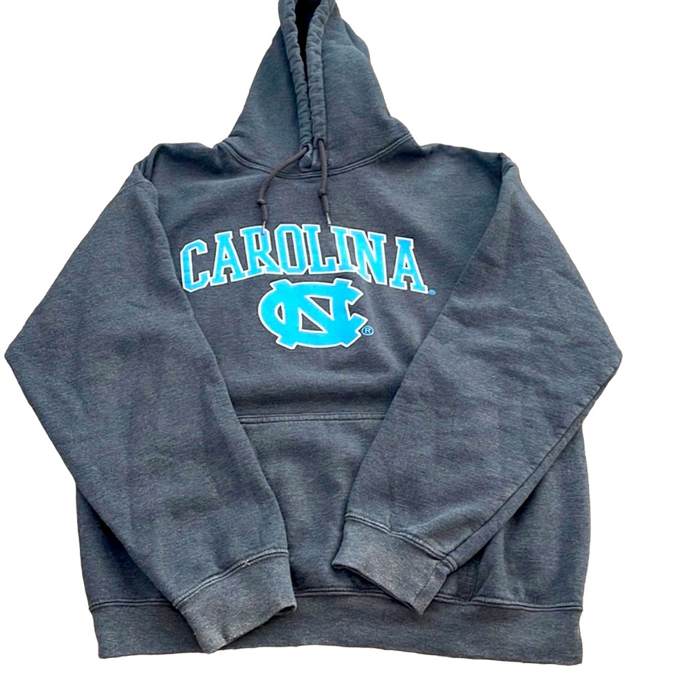 OFFICIAL NC . Med . Sweatshirt . TarHeels